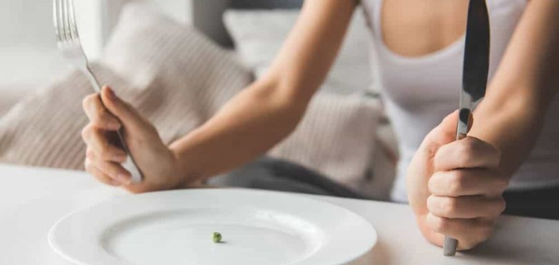 Plate – Adult Eating Disorder – The Meadowglade|Sad Woman – Stress Disorder – The Meadowglade|
